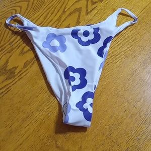 HALARA Womens XL EXTRA LARGE BIKINI BOTTOM Beach Resort FLORAL Multicolor NEW